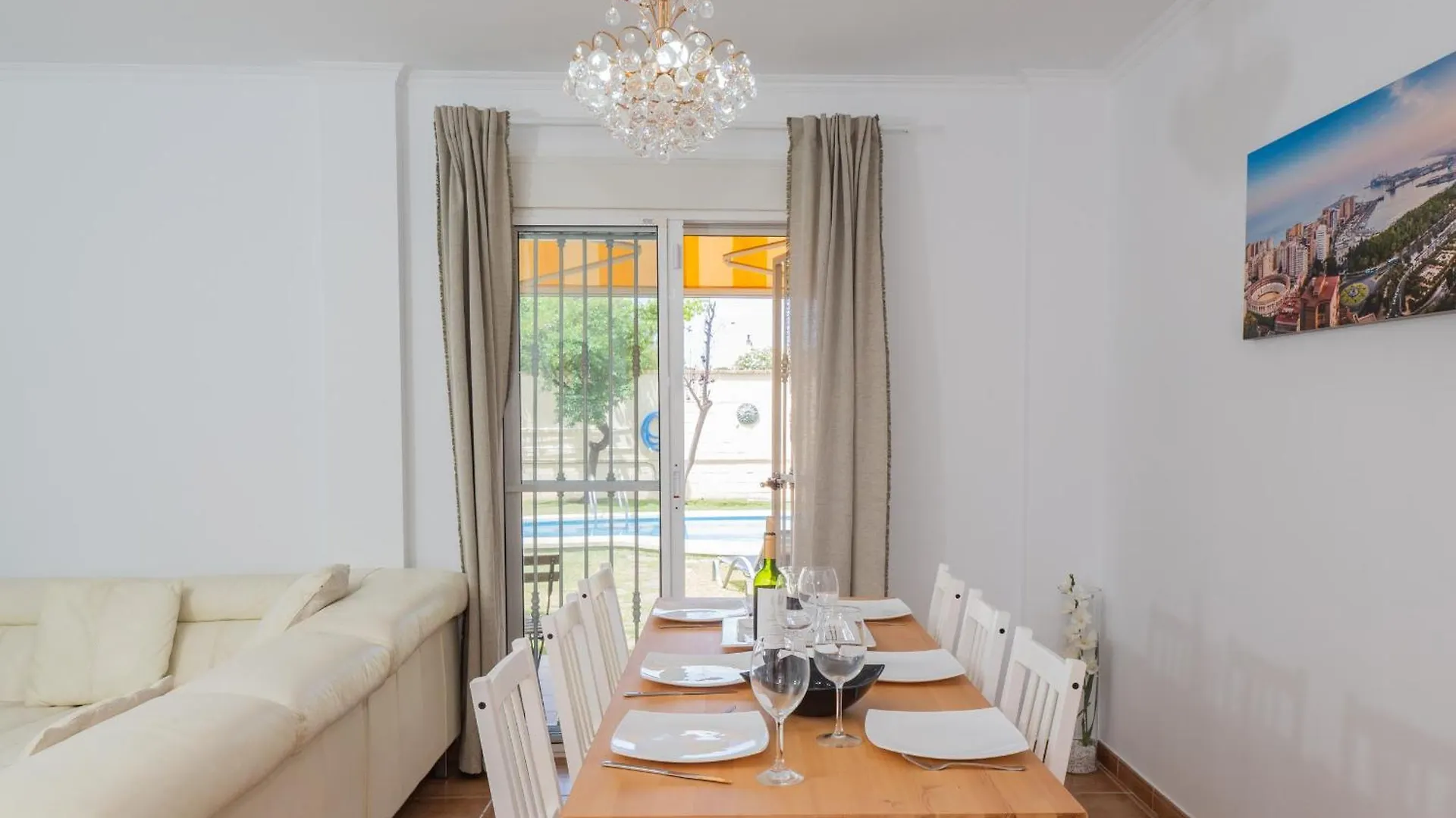 Cubo'S Villa Sunray 알하우린데라토레 스페인