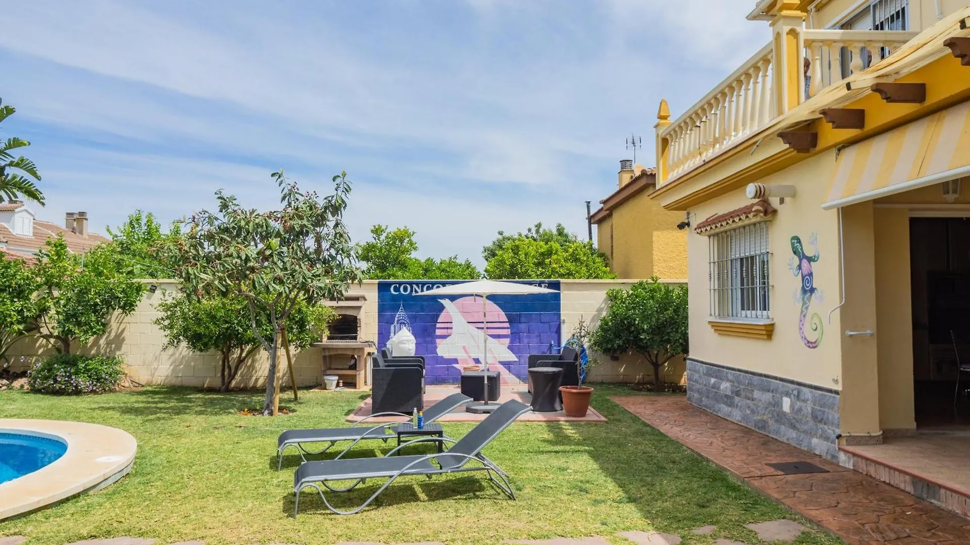 Cubo'S Villa Sunray 알하우린데라토레